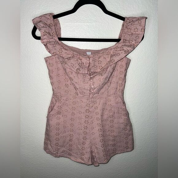 Kimchi Blue Jeena Eyelet Off The Shoulder Romper - Picture 7 of 14